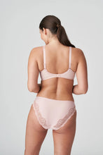 Load image into Gallery viewer, Prima Donna Madison Powder Rose Full Cup Underwire Bra
