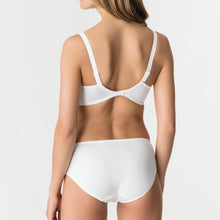 Load image into Gallery viewer, Prima Donna Madison Moulded Heart Shape Underwire Bra Basic Colours