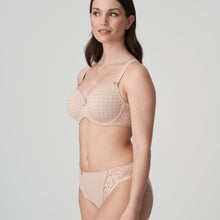 Load image into Gallery viewer, Prima Donna Madison Moulded Heart Shape Underwire Bra Basic Colours