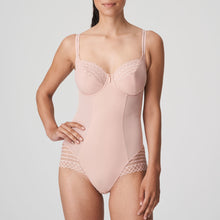 Load image into Gallery viewer, Prima Donna Twist Powder Rose East End Body
