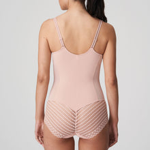 Load image into Gallery viewer, Prima Donna Twist Powder Rose East End Body