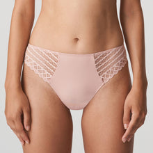 Load image into Gallery viewer, Prima Donna Twist East End Powder Rose Matching Rio Briefs