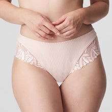 Load image into Gallery viewer, Prima Donna Orlando Pearly Pink Matching Luxury Thong