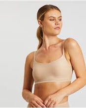 Load image into Gallery viewer, Chantelle Softstretch Adjustable Straps Padded Non-Underwire Bralette
