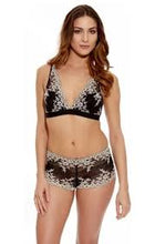 Load image into Gallery viewer, Wacoal Lace Embrace Non-Underwire Racerback Bralette