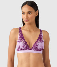Load image into Gallery viewer, Wacoal Lace Embrace Non-Underwire Racerback Bralette
