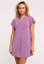 Load image into Gallery viewer, Fleur&#39;t Fluttered Sleeve Nightshirt
