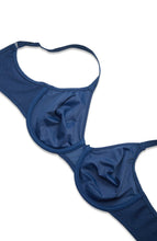 Load image into Gallery viewer, Chantelle C Magnifique Smooth Minimizer T-shirt Underwire Bra (Fashion Colors)

