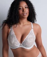Load image into Gallery viewer, Aubade Vibes Triangle Plunge Underwire Bra (Black and Pearl)
