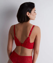 Load image into Gallery viewer, Aubade Rosessence Spacer T-Shirt Underwire Bra (Basic Colours)
