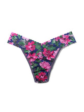 Load image into Gallery viewer, Hanky Panky O/S High/Original Rise Signature Lace Thong Prints
