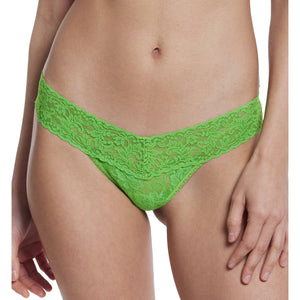 Hanky Panky O/S Low Rise Signature Lace Thong Solid Colors