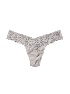 Hanky Panky O/S Low Rise Signature Lace Thong Solid Colors