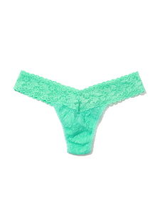 Hanky Panky O/S Low Rise Signature Lace Thong Solid Colors