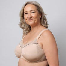 Load image into Gallery viewer, Ulla Kate Non-Padded Underwired Padded Strap Sports Bra (Nude)
