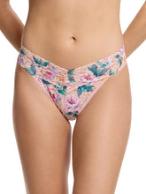 Load image into Gallery viewer, Hanky Panky O/S High/Original Rise Signature Lace Thong Prints
