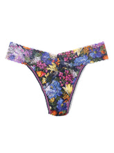 Load image into Gallery viewer, Hanky Panky O/S High/Original Rise Signature Lace Thong Prints
