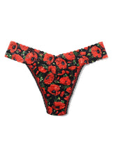 Load image into Gallery viewer, Hanky Panky O/S High/Original Rise Signature Lace Thong Prints
