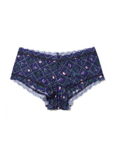 Load image into Gallery viewer, Hanky Panky Signature Lace Boyshort Prints
