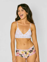 Load image into Gallery viewer, Hanky Panky Signature Lace Boyshort Prints
