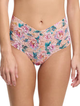 Load image into Gallery viewer, Hanky Panky O/S Retro Thong Signature Lace Prints
