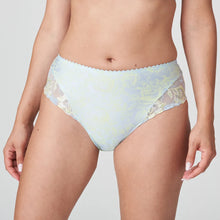 Load image into Gallery viewer, Prima Donna SS23 Nuzha Cloud Matching Full Brief
