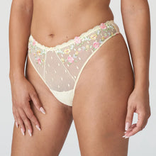 Load image into Gallery viewer, Prima Donna SS23 Sedaine French Vanilla Matching Thong
