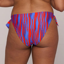 Load image into Gallery viewer, Prima Donna Swim SS25 Skudai Wild Stripes Matching Waist Ropes Bikini Brief
