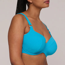 Load image into Gallery viewer, Prima Donna Swim SS25 Kochi Sea Breeze Padded Heartshape Bikini Top
