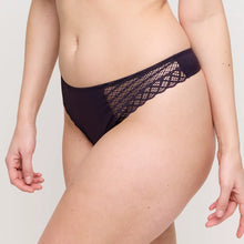 Load image into Gallery viewer, Prima Donna Twist FW25 East End Amethyst Matching Thong
