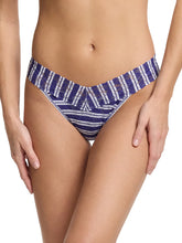 Load image into Gallery viewer, Hanky Panky O/S High/Original Rise Signature Lace Thong Prints
