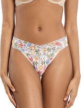 Load image into Gallery viewer, Hanky Panky O/S High/Original Rise Signature Lace Thong Prints
