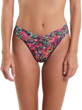 Load image into Gallery viewer, Hanky Panky O/S High/Original Rise Signature Lace Thong Prints
