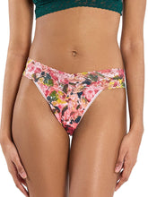 Load image into Gallery viewer, Hanky Panky O/S High/Original Rise Signature Lace Thong Prints

