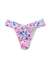 Load image into Gallery viewer, Hanky Panky O/S High/Original Rise Signature Lace Thong Prints
