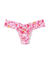 Load image into Gallery viewer, Hanky Panky O/S Low Rise Signature Lace Thong Prints
