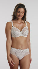 Load and play video in Gallery viewer, Prima Donna Madison Coco Classic Full Cup Underwire Bra
