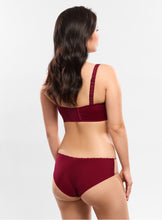 Load image into Gallery viewer, Empreinte FW25 Agathe Amarante Matching Shorty
