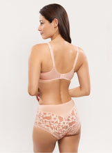 Load image into Gallery viewer, Empreinte Leia Paradise Pink Seamless Underwire Bra
