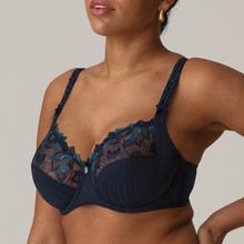 Load image into Gallery viewer, Prima Donna FW24 Deauville Velvet Blue Full Cup Underwire Bra
