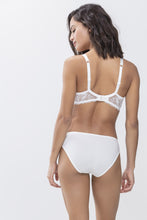 Load image into Gallery viewer, Mey Luxurious Full Cup Spacer Underwire Bra (New Toffee + Champagne)
