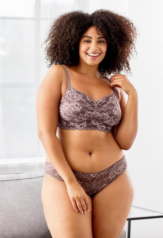Montelle Cup Sized Non-Underwire Convertible Lace Bralette (Blush, Almond Spice)