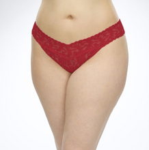 Load image into Gallery viewer, Hanky Panky Signature Lace *Plus* Original Rise Thong
