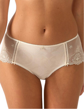 Load image into Gallery viewer, Empreinte Lilly Rose Matching Shorty
