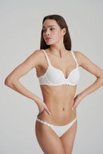 Load image into Gallery viewer, Marie Jo Avero Sweetheart Convertible Straps Underwire Bra (Natural Ivory + White)
