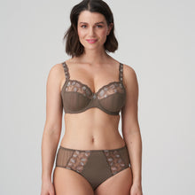 Load image into Gallery viewer, Prima Donna FW21 Lausanne Golden Shadow Full Cup Unlined Underwire Bra
