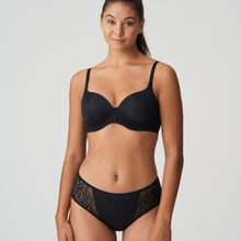 Load image into Gallery viewer, Prima Donna Twist (Black + Silky Tan) I Do Moulded Heart Shape Underwire Bra
