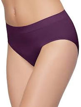Load image into Gallery viewer, Wacoal B-Smooth Seamless Full Brief Panty
